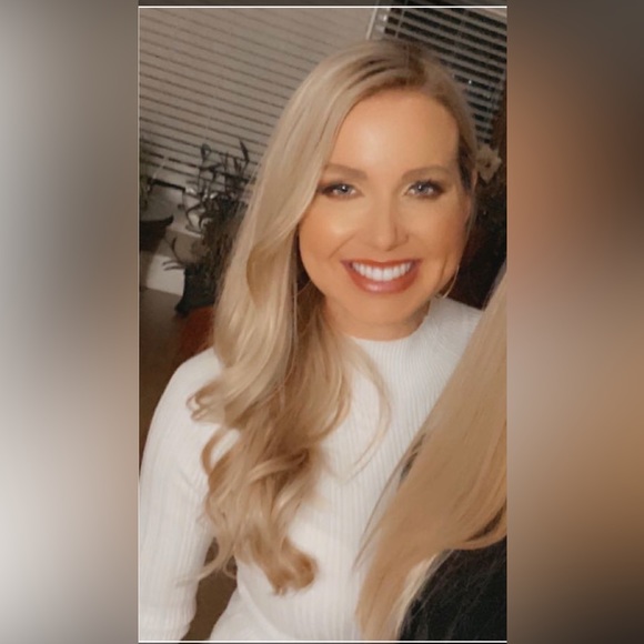 Meet your Posher, Natalie. - Picture 1 of 1